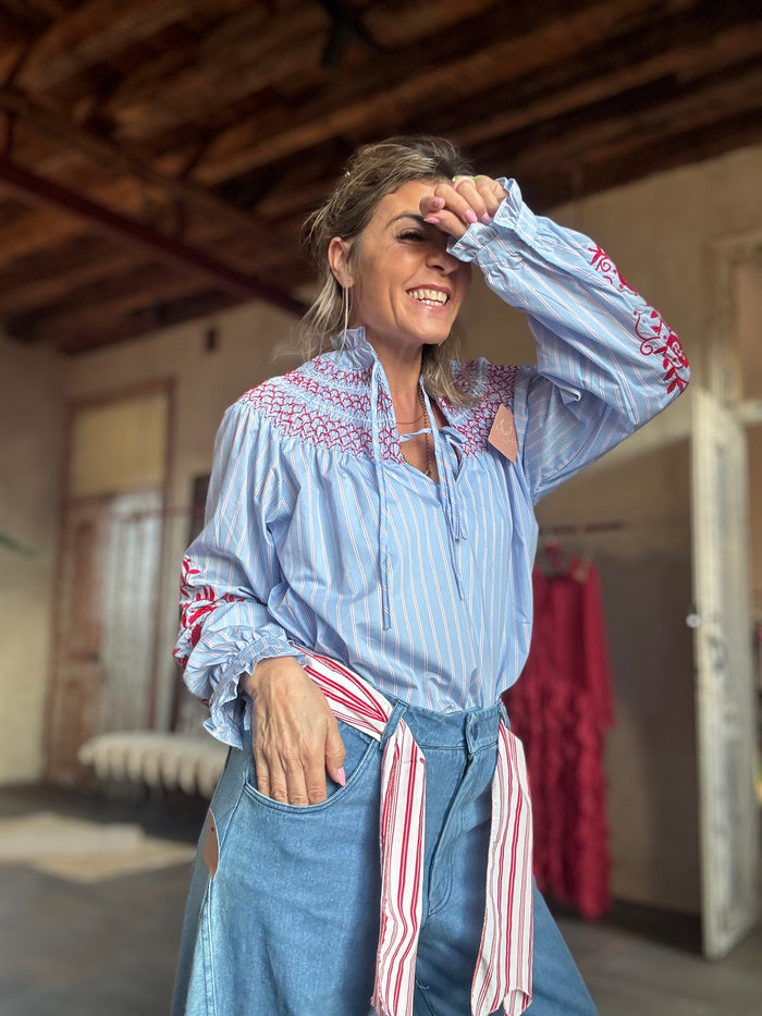 Red flowers  | camisa