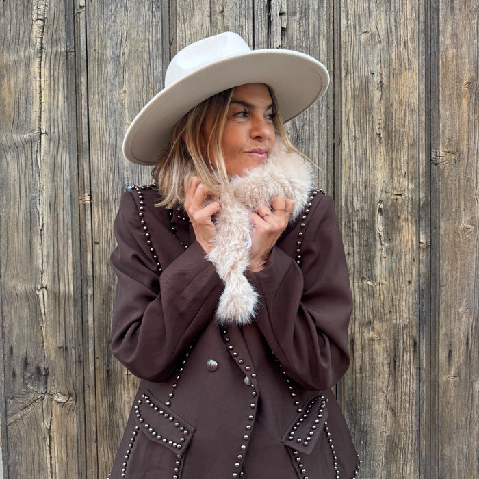 TE mostra | estola pelo