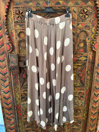 Moon Dots | Saia
