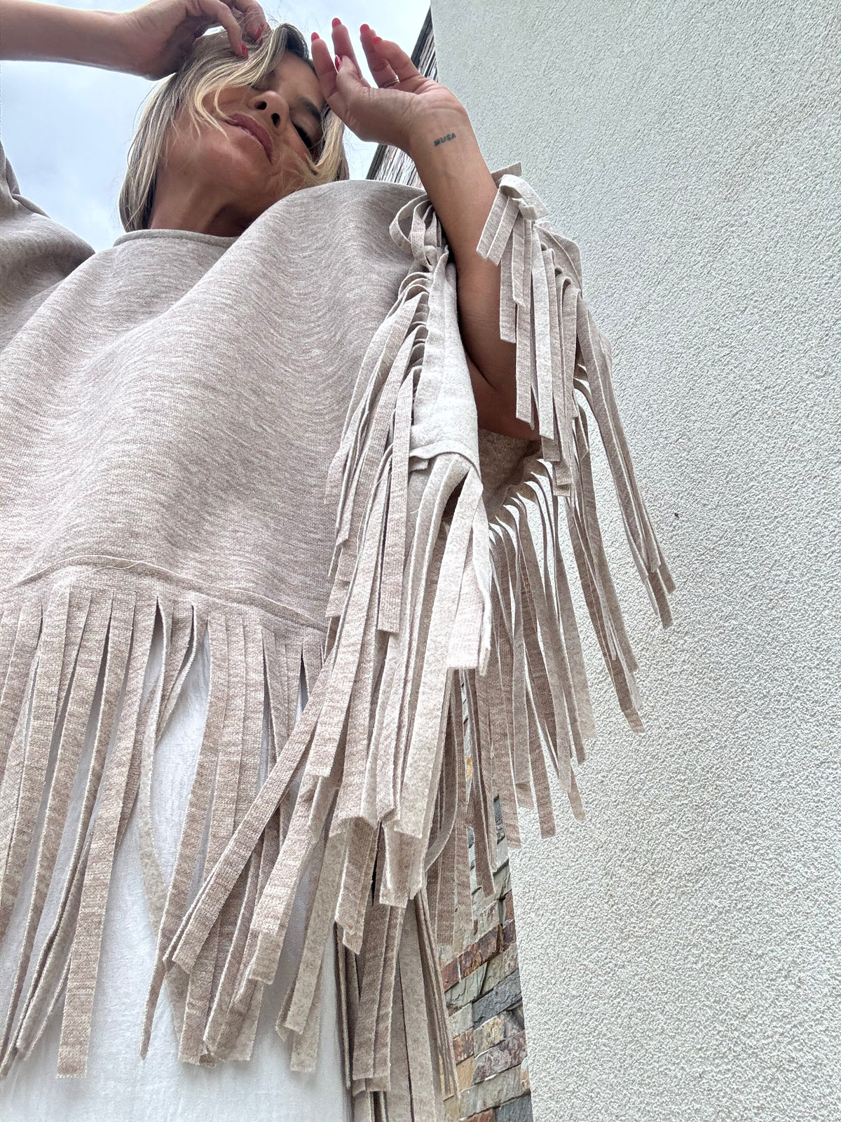 Fringes | poncho