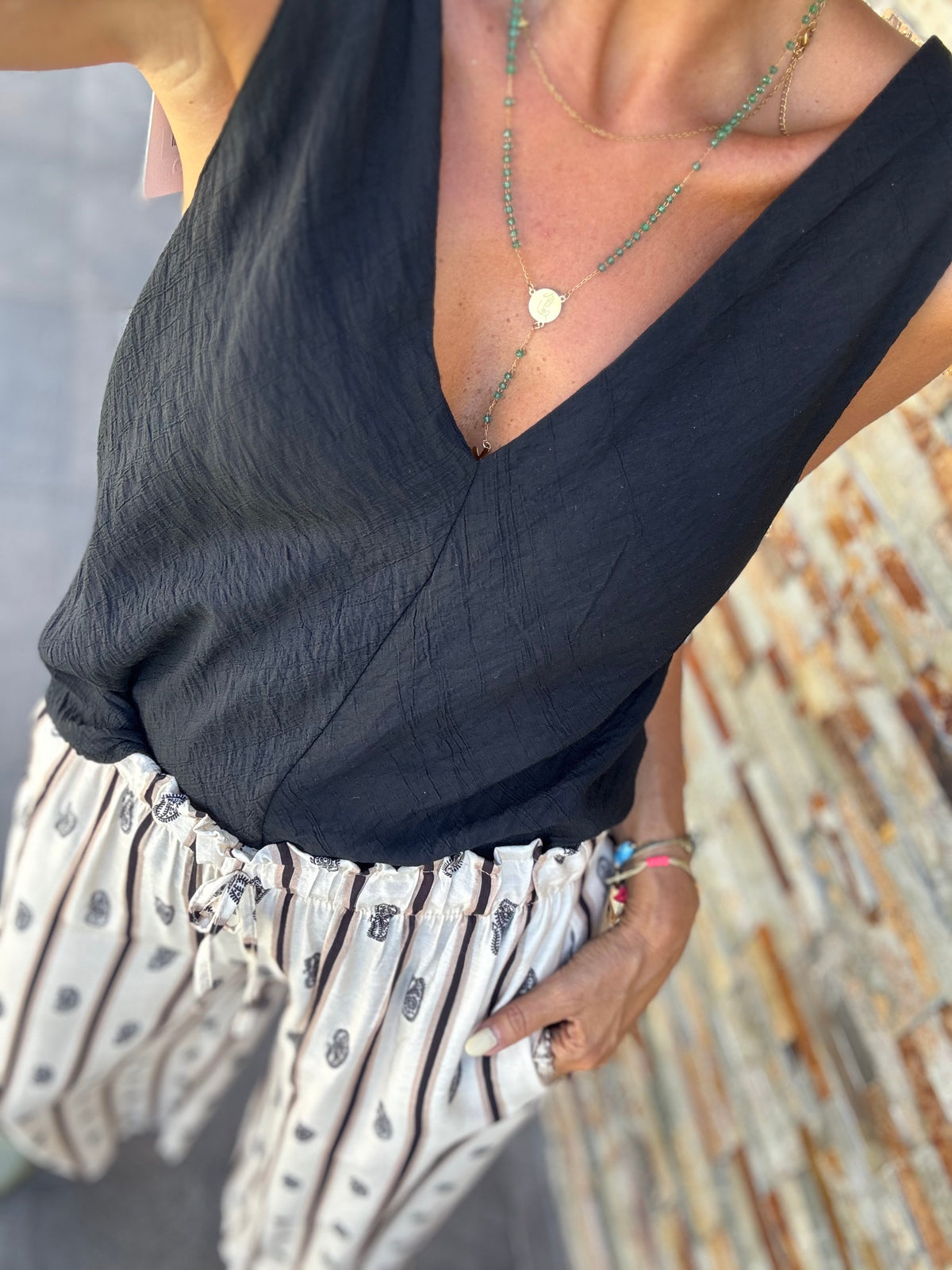 Noir   | Top decote V