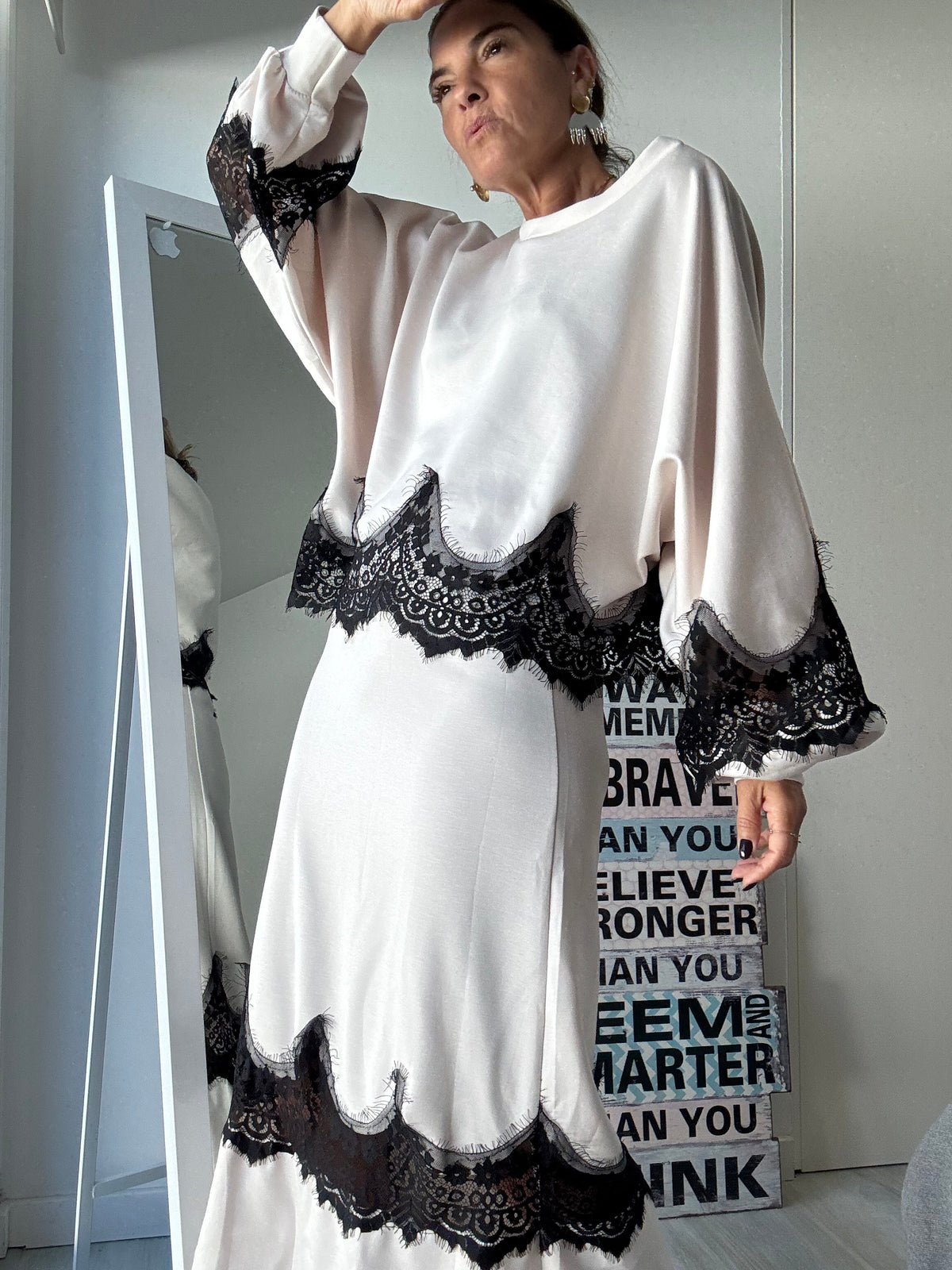 Luna | Conjunto camisola e saia