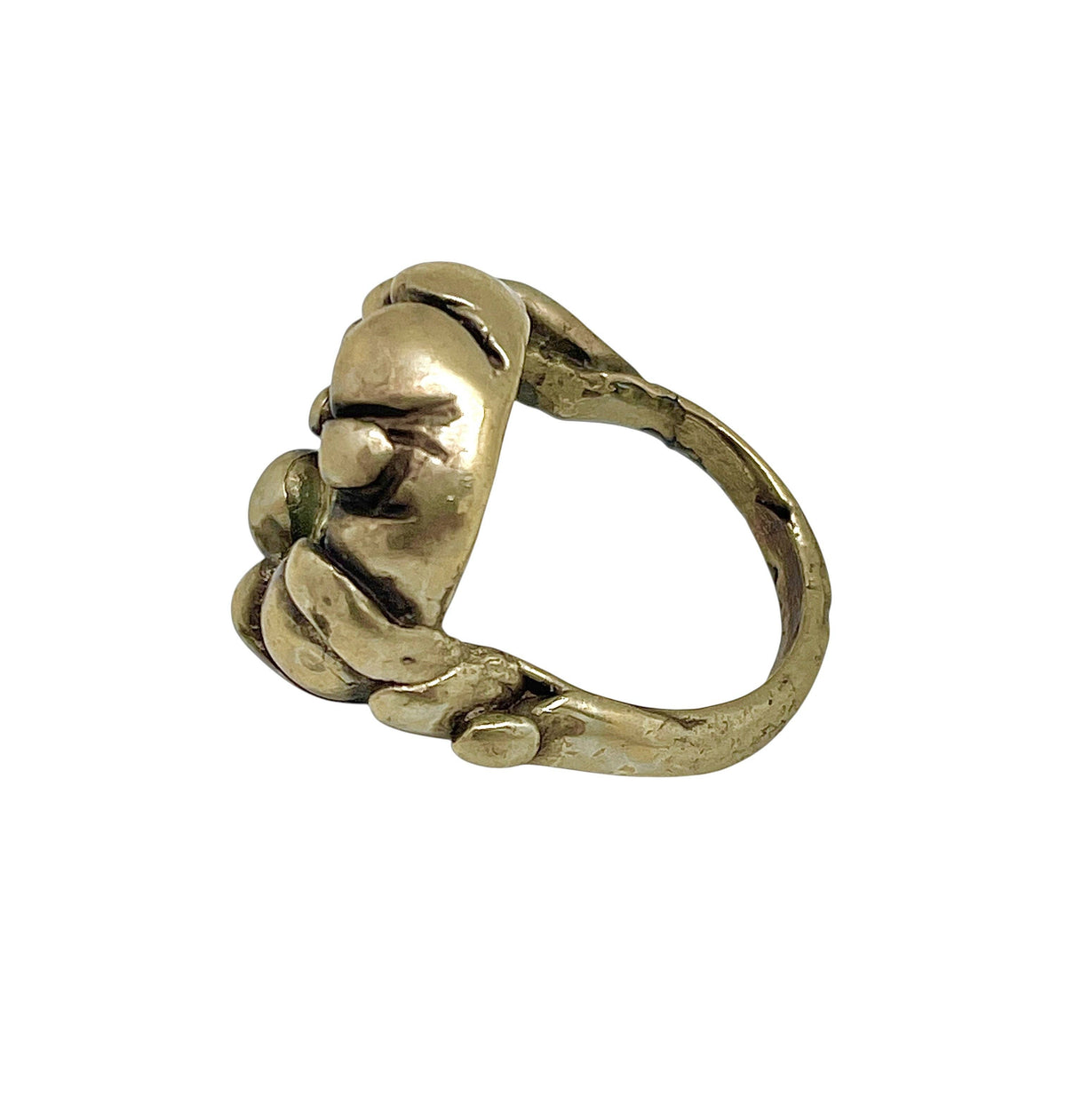 Anel esmeralda dourado-latão solitário relevo artesanal
