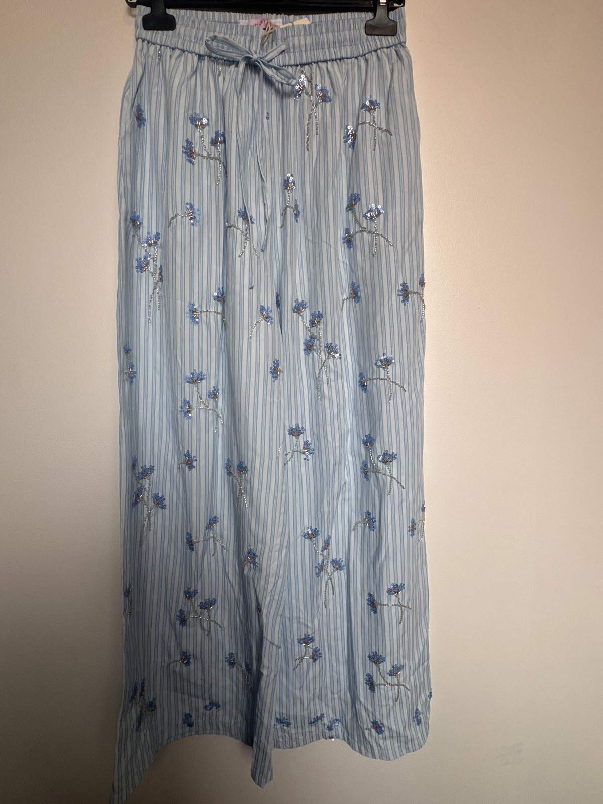 Éden |camisa e calças