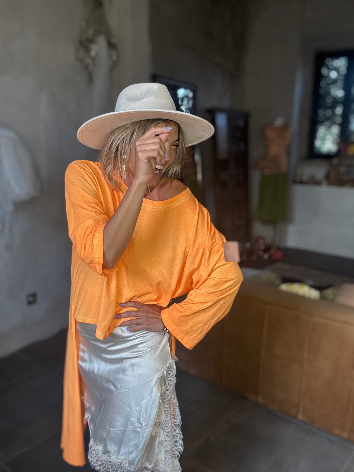 Cauda  | tshirt assimétrica