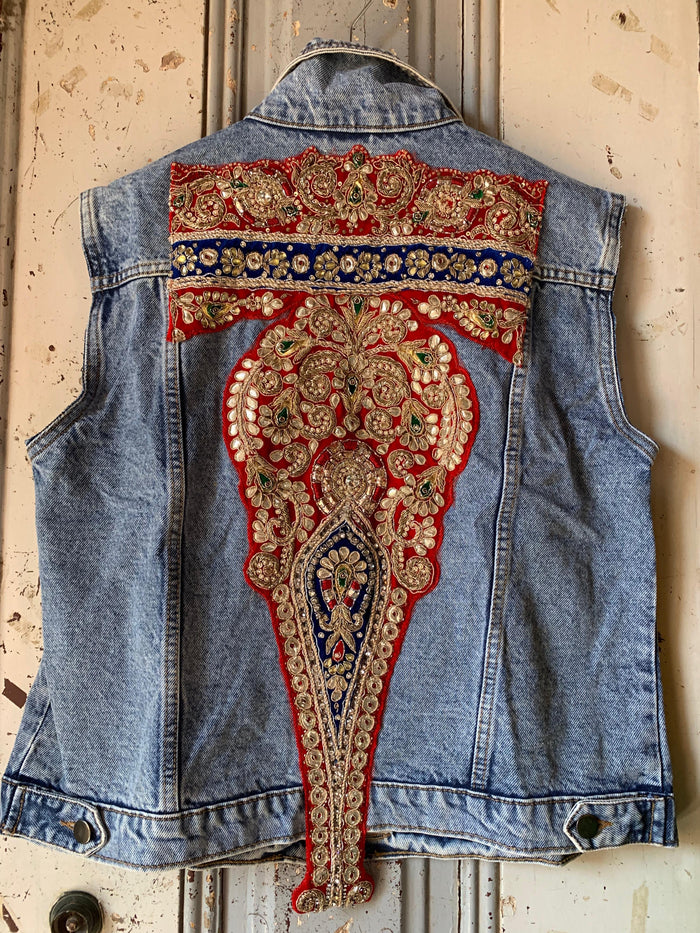 Hindu 12 | Colete