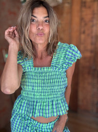Vicky top teen