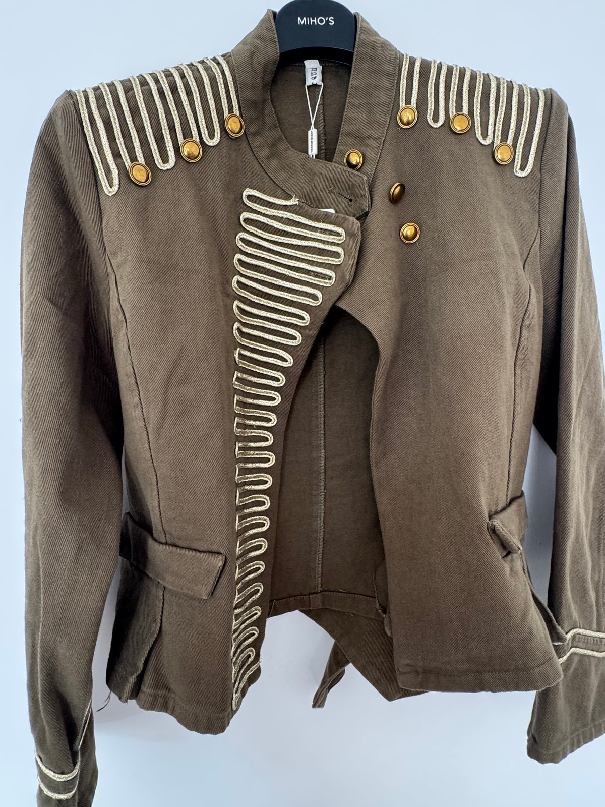 Chapter | casaco militar