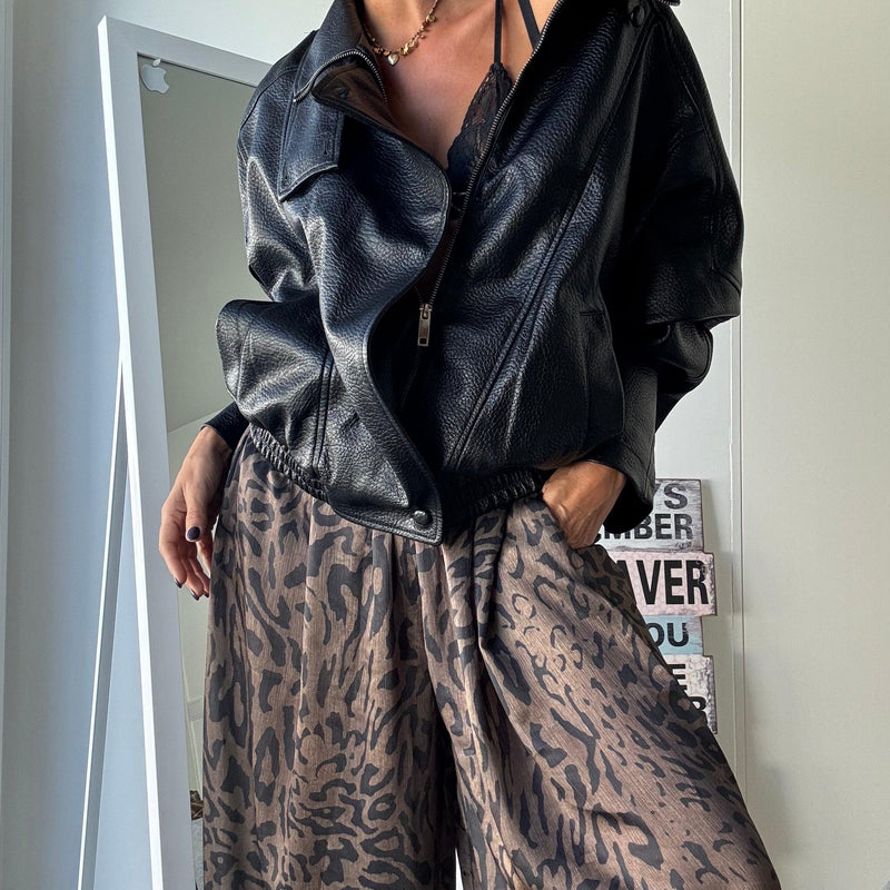 All In black | Casaco Bomber