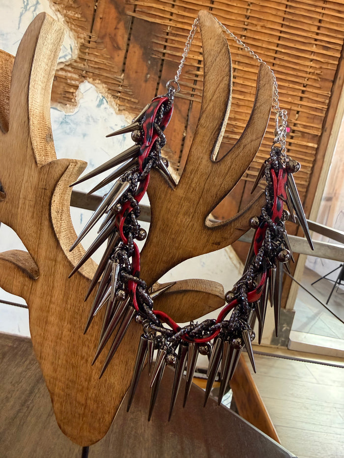 Thorns | Colar