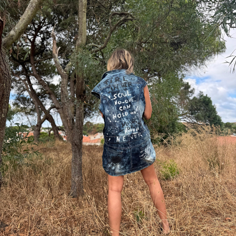 Now or never | peça upcycle MUSARTE