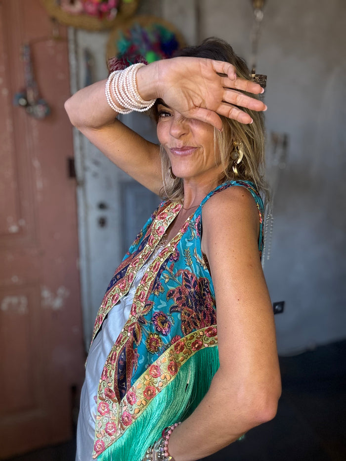 Minori 7| Colete Franjas