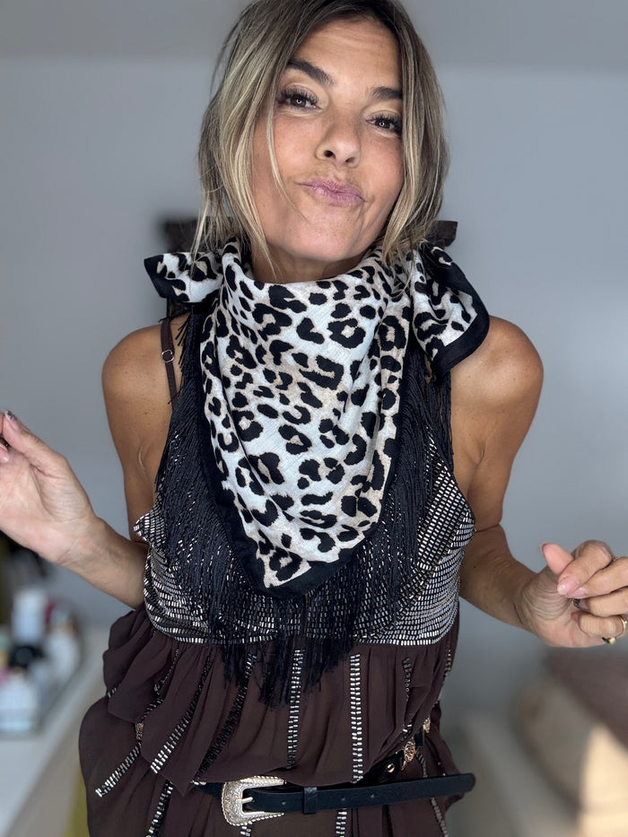 Leopardo | lenço franjas