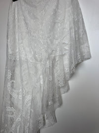 Lace city | saia assimétrica