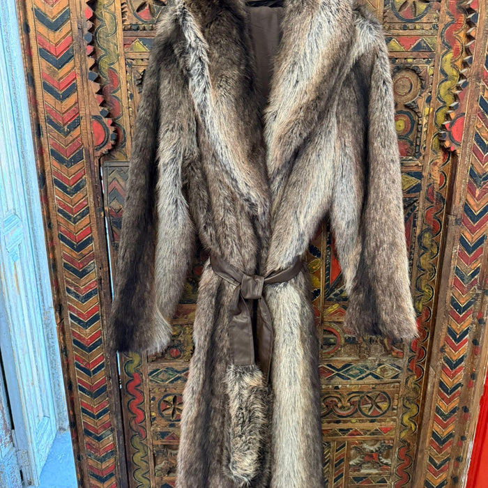 TE comporta | Sobretudo